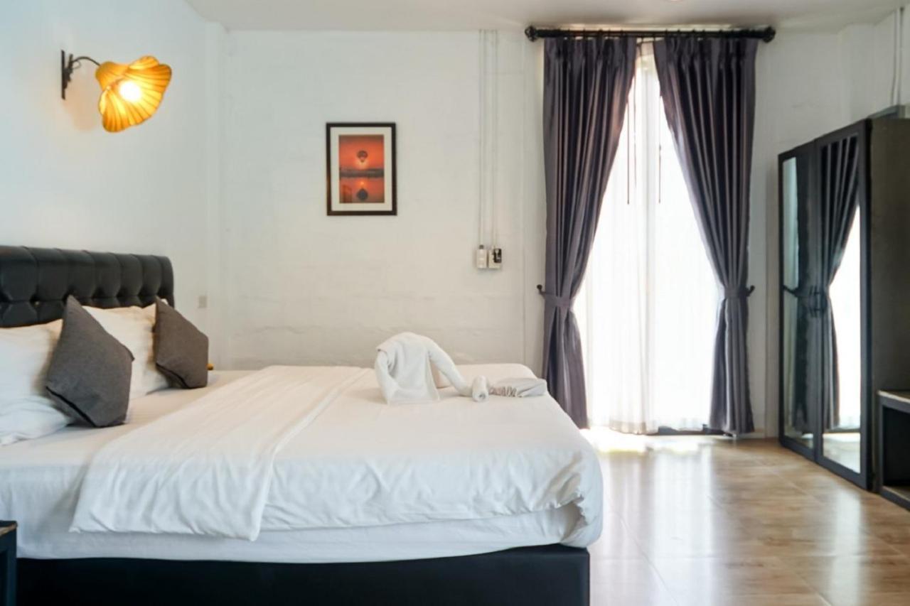 The Warehouse Chiang Mai Otel Dış mekan fotoğraf