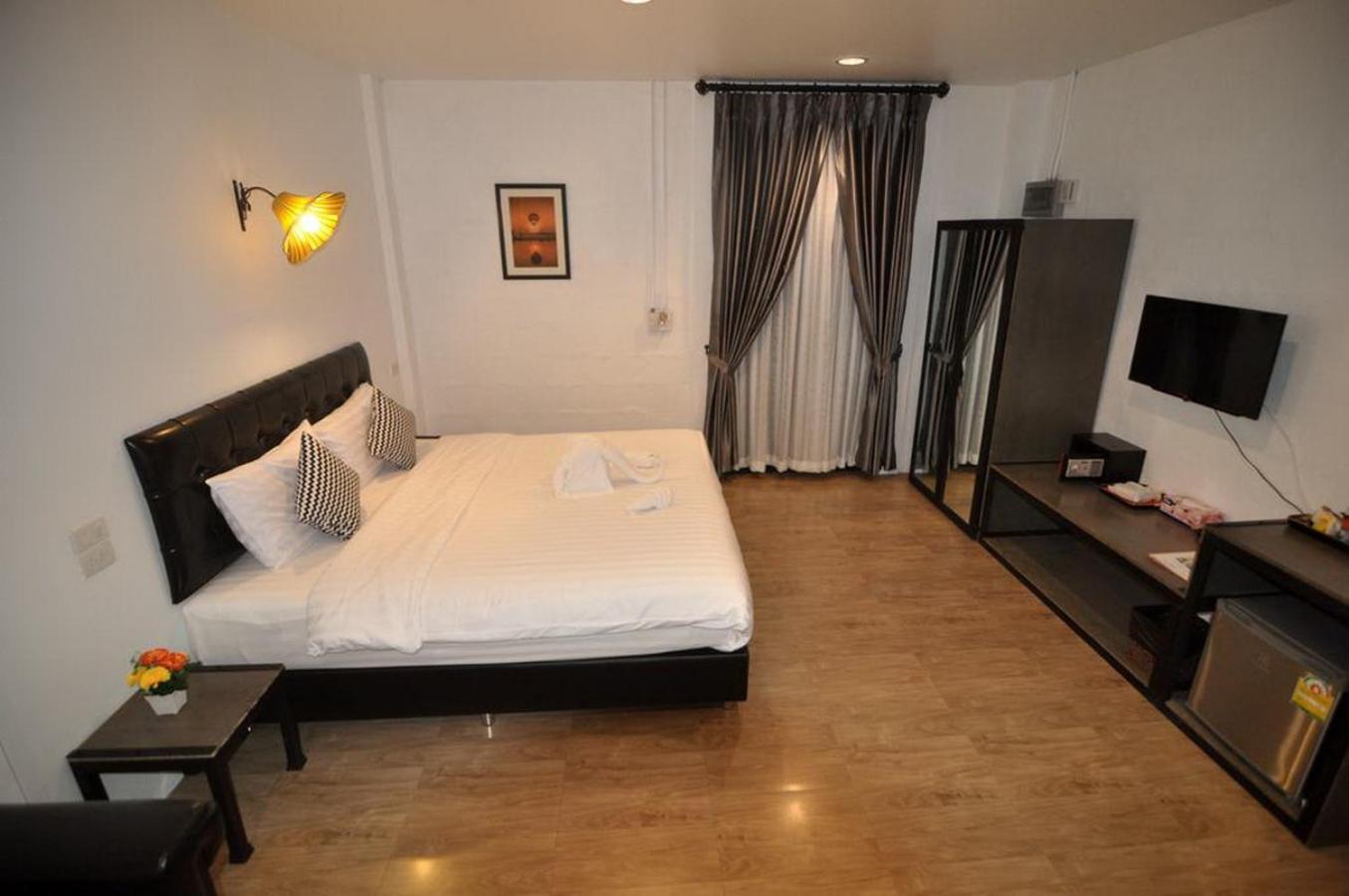 The Warehouse Chiang Mai Otel Dış mekan fotoğraf