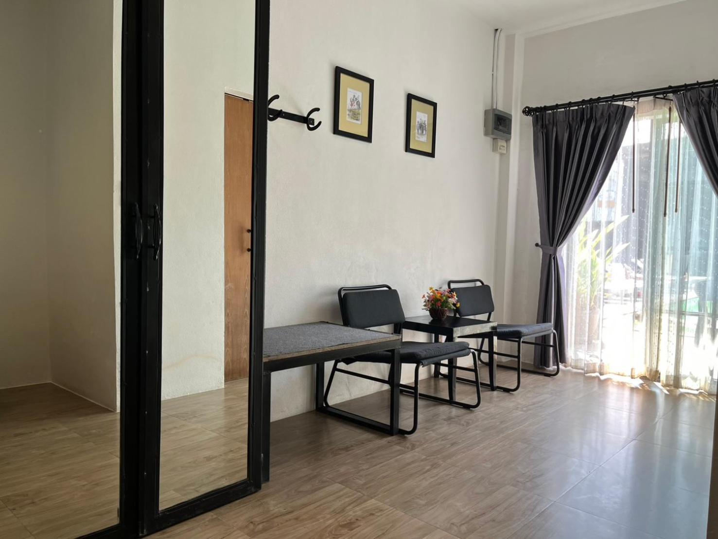 The Warehouse Chiang Mai Otel Dış mekan fotoğraf
