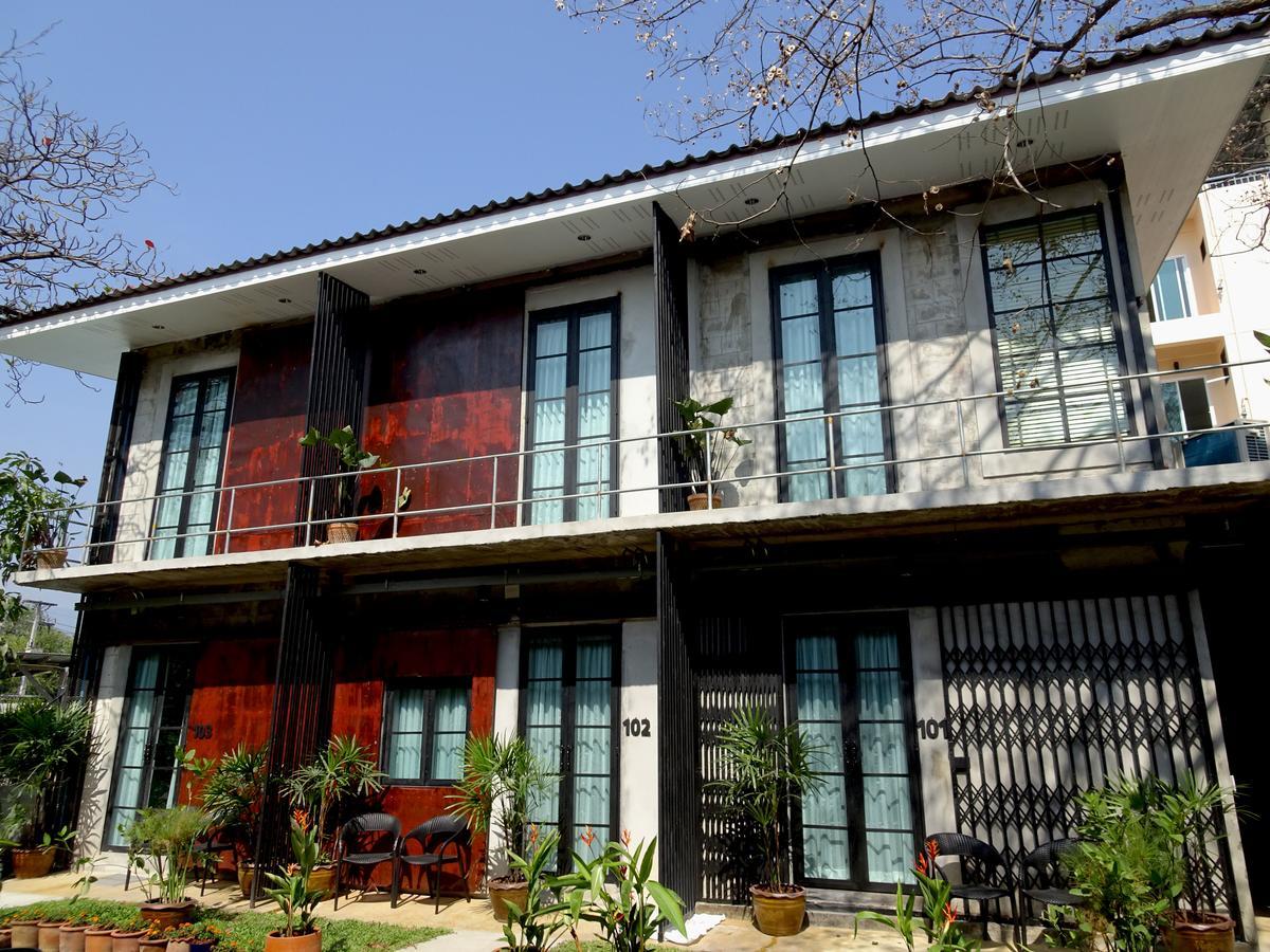 The Warehouse Chiang Mai Otel Dış mekan fotoğraf
